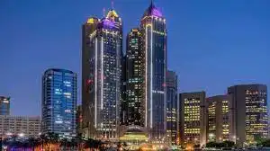 شراء عقار في أبو ظبي وطبيعة ومميزات الحياه بها